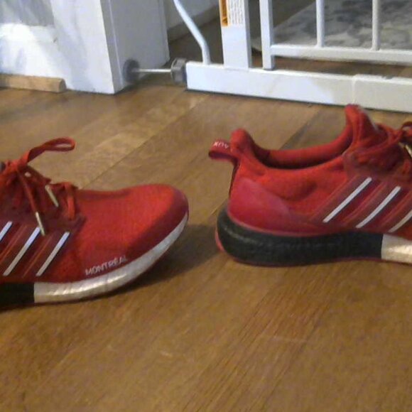 Adidas Ultra boost Montreal - GUC - Picture 4 of 8